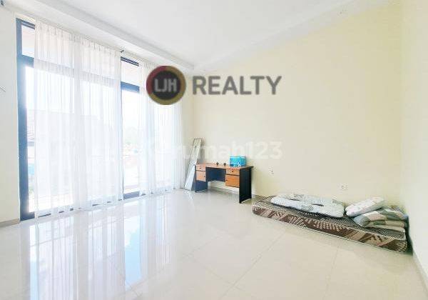 foto lainnya dijual rumah di orchid park