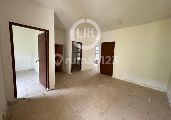 For Sale House in Regata Batam Centre Housing Complex 2