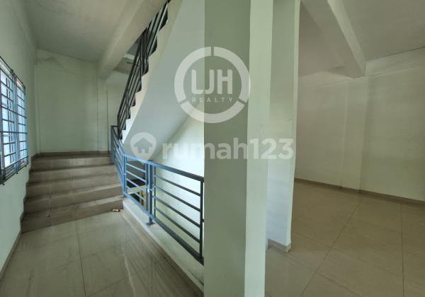 Dijual Ruko di Komplek Rezeki Mas Sei Panas