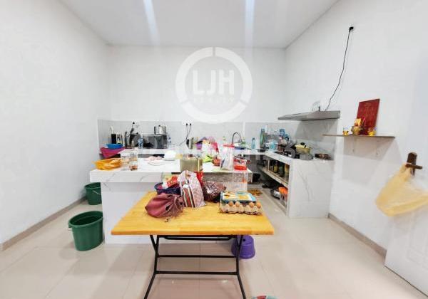 For Sale House in Azure Bay I Housing Estate, Bengkong Batam 2