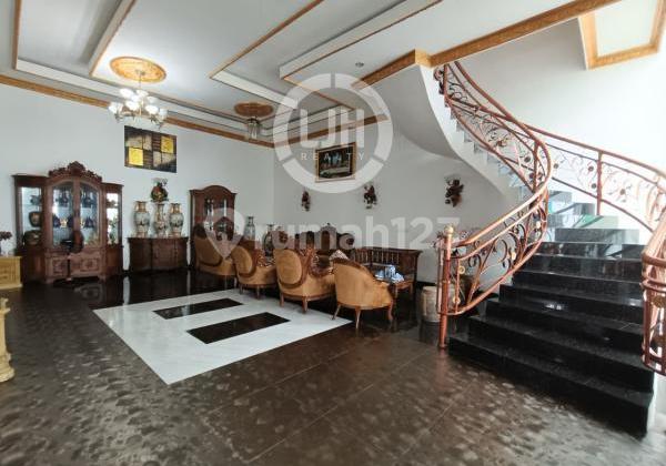 Dijual Rumah Mewah di Puri Casablanca 2