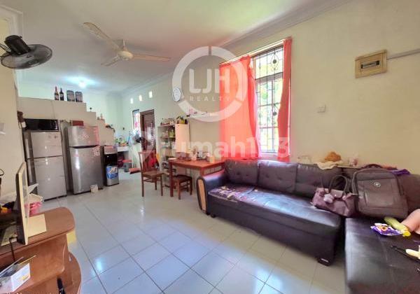 For Sale: House at Center Point, Batam City