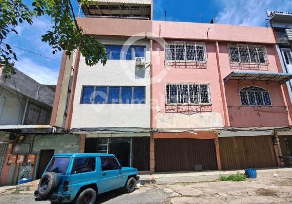 For Sale Shophouse in Bumi Indah Complex, Nagoya 1