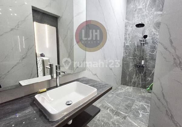 kamar mandi dijual perumahan cluster beverly green