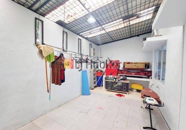 Disewakan Perumahan Anggrek Mas Furnished 3 Lantai Siap Huni  2