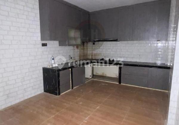 dapur dijual perumahan 3 lantai baloi