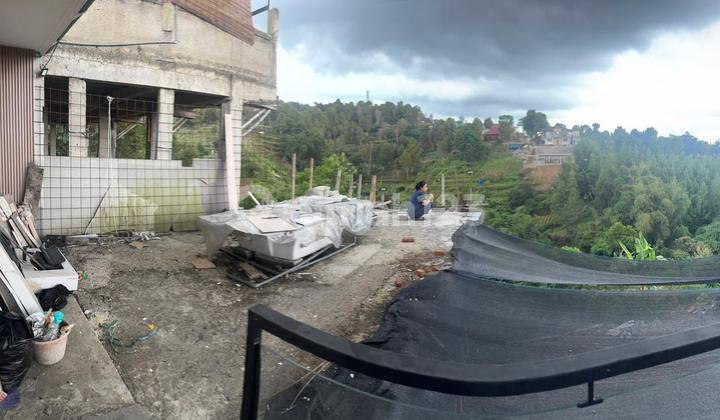 Villa in Colonel Masturi Wing, Cheap, Not Fully Completed Yet, Spacious Garden, Car Accessible