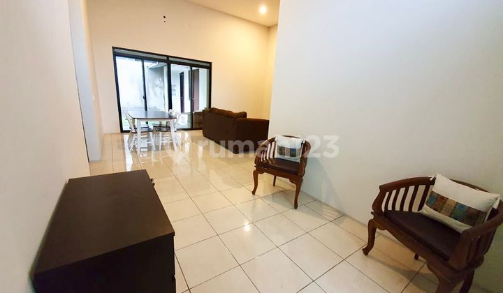 Dijual / Disewakan Rumah Nyaman di Lokacitra Kota Baru Parahyangan KBP Bandung 2