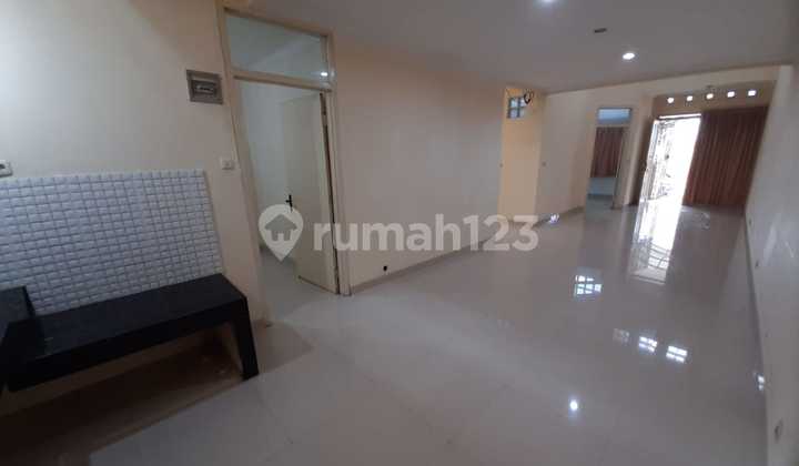 Rumah di Cluster Mekar Wangi Bandung Jalan Kaki ke Kopi Q Hadap Timur