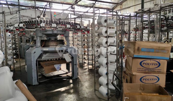 Knitting Factory / Warehouse on Mainroad Leuwi Gajah, Near Baros Toll Road Knitting Factory / Warehouse on Mainroad Leuwi Gajah, Near Baros Toll Road