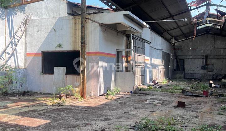 Warehouse for Sale, Container Truck Parking Access in Kerkoff Leuwigajah Warehouse for Sale, Container Truck Parking Access in Kerkoff Leuwigajah
