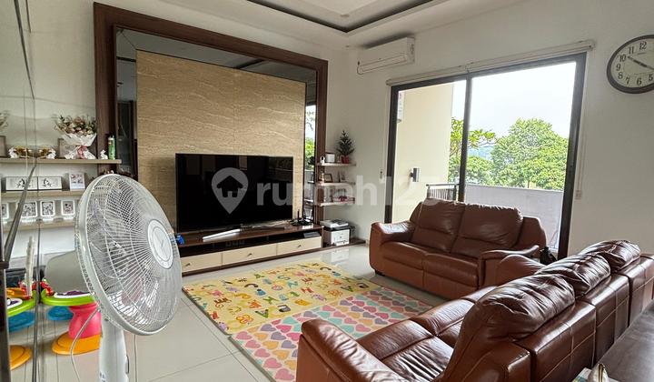 Modern Luxury House with Lake View in New City Parahyangan Kbp