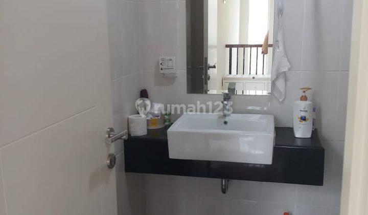Rumah 2 Lantai Bagus di Cluster Tesla Gading Serpong Scientia 8