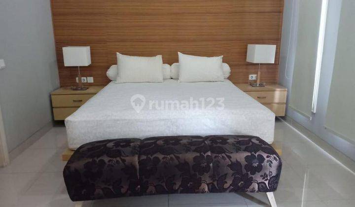Rumah 2 Lantai Bagus Rapi Cluster Pascal Scientia Gading Serpong 6