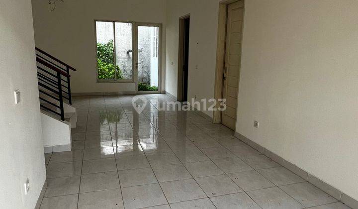  Rumah Unfurnished Bagus di Cluster Dalton Scientia Garden 2