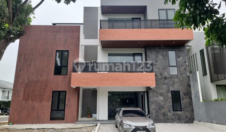 Rumah Mewah Bangunan Baru di Alam Sutera Sutera Palmyra 2