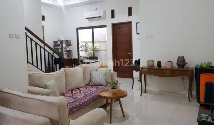 Rumah Minimalis Ada Rooftop Dan Taman Dalam Town House Kebagusan 2