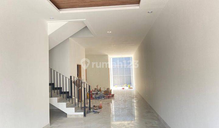 Rumah Siap Huni Di Komplek Elit Cinere Gaya Modern Dan Kenyamanan Tak Terbatas 2