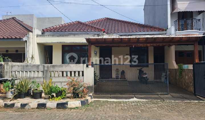 Rumah Disewakan Di Blok B Cinere