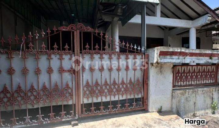 Rumah di Puspogiwang Semarang Barat
