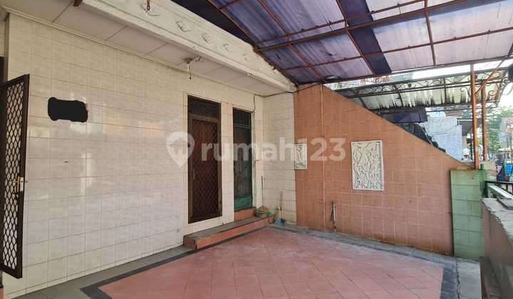 Di Jual Rumah bagus di Komplek Walikota Kelapa Gading 2