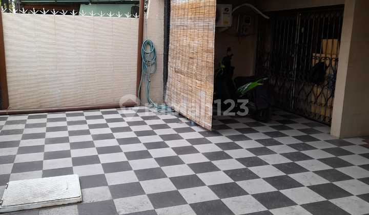 Rumah Kelapa Puan Timur Kelapa Gading Jakarta Utara 2