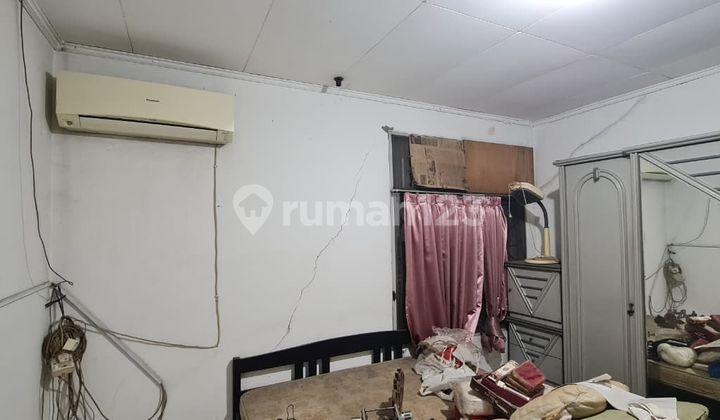 Dijual Rumah Hoek di Gading Griya, di Kelapa Gading 2