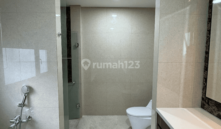 Rumah 2 Lantai Komplek Navapark Bsd City Surat SHM Siap Huni 2