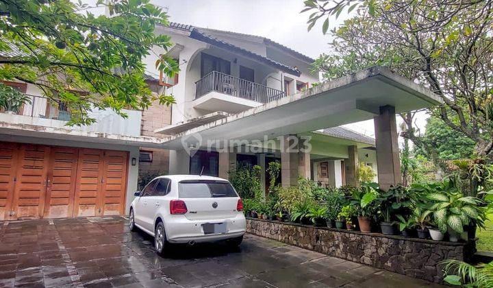 Rumah Mewah Ada Kolam Pribadi SHM Siap Huni Kebayoran Baru 1