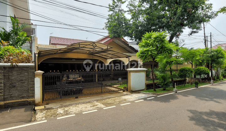 Rumah Bagus Cantik Siap Huni di Cempaka Putih Jakarta Timur 2