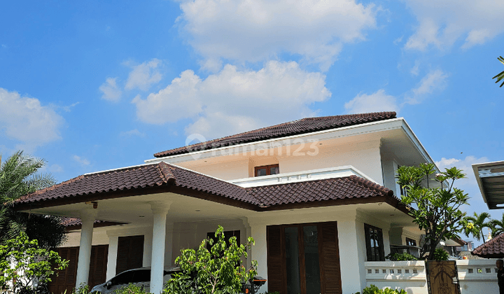 Rumah Mewah Modern Ada Kolam Renang Siap Huni Pejaten Barat 2