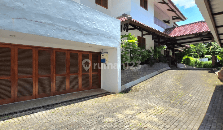 Rumah Modern Dalam Komplek Premium Pondok Indah Siap Huni 1