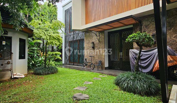 Rumah Mewah Modern Kawasan Elite Patra Kuningan Surat SHM 1