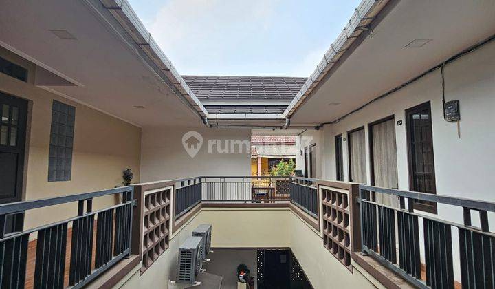 Rumah Mewah Kost Mewah 2LT Kebayoran Lama SHM Siap Pakai 1