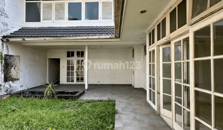 Rumah Modern 2 Lantai Surat SHM Siap Huni di Cipete 1