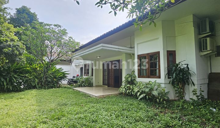 Rumah Lokasi Elit Di Kebayoran Baru Jakarta Selatan