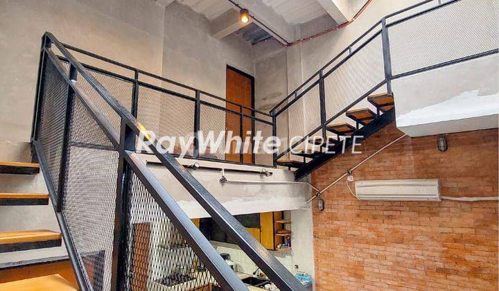 Rumah Design Industrial Bagus Siap Huni di Area Premium Cipete 1