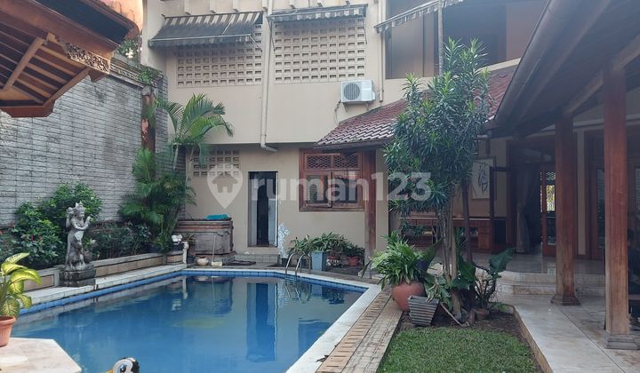 Lebak Lestari Tb Simatupang Jakarta Selatan , A Nice House With Garden And Pool 2