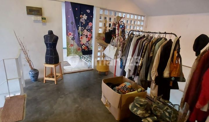 Rumah Cocok untuk Usaha, Lokasi Sangat Strategis, Daerah Perkantoran, Resto dan Kost²An. Jalan Lebar, Akses Sudirman