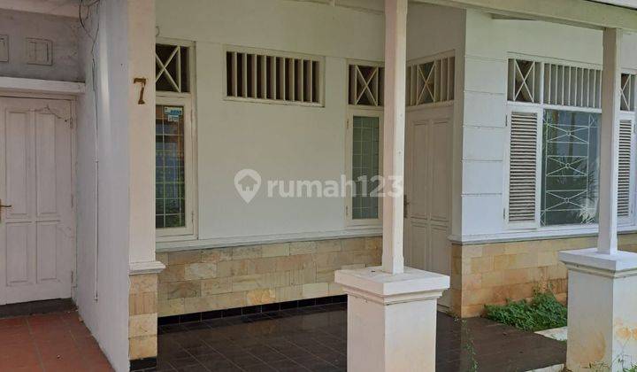 Rumah mungil yang nyaman dalam kompleks peeumahan 1