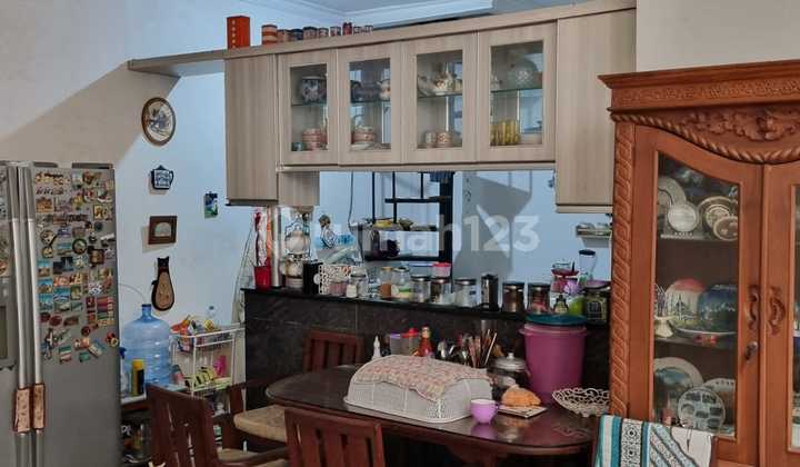 A Nice And Cozy House In A Good Neigboorhood A Nice And Cozy House In A Good Neigboorhood