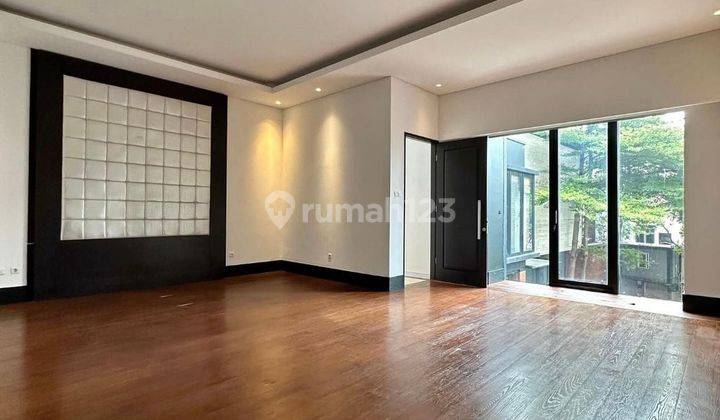 A Very Nice House For Sale In A Private Compound In Kebayoran Lama 2