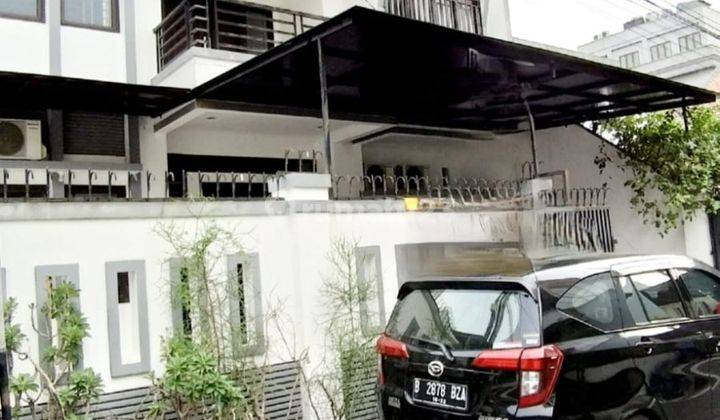 Rumah di Cideng, Jakarta Pusat SHM Bagus fully furnished 2