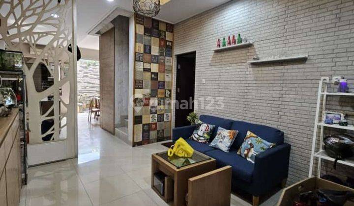 Rumah 2 lantai bagus lokasi strategis di Casa Jardin Residence Jakarta Barat  2