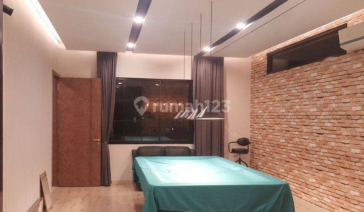 Rumah 3 Lantai Furnished di Puri Mansion Boulevard, Jakarta Barat 2