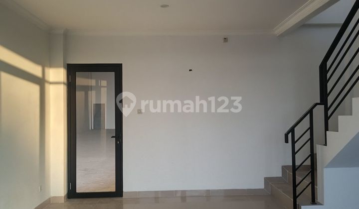 Gudang di Vivo Tangerang 330m2 dengan kantor 2 lantai