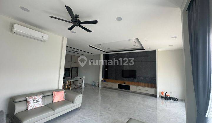 Rumah 3,5 Lantai di Bojong Indah, Jakarta Barat, Shm, Bagus 1