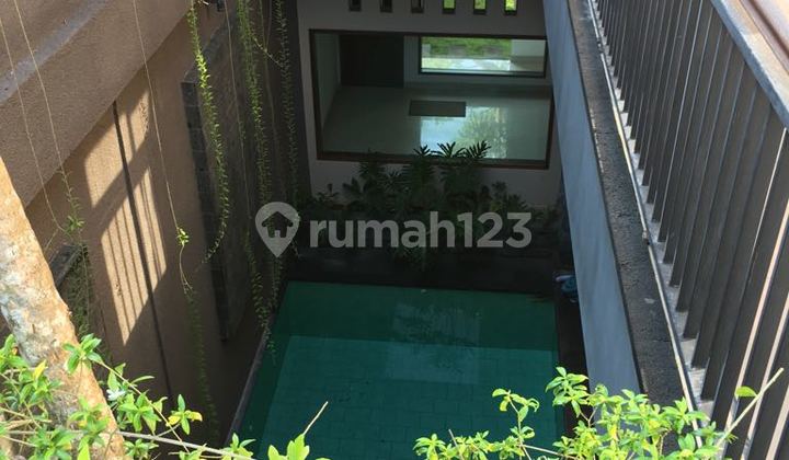 RUMAH BARU VIEW PANTAI PLUS KOLAM RENANG KESIMAN DENPASAR TIMUR  3