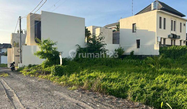 TANAH KOMERSIL BELAKANG STURBUCK CANGGU LINGKUNGAN VILLA 2