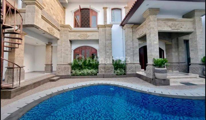 FOR SALE SUPER LUXURY HOUSE MOH.YAMIN RENON DENPASAR  1